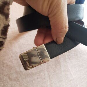 YSL Bla k Leather Belt with Gold Bu kle